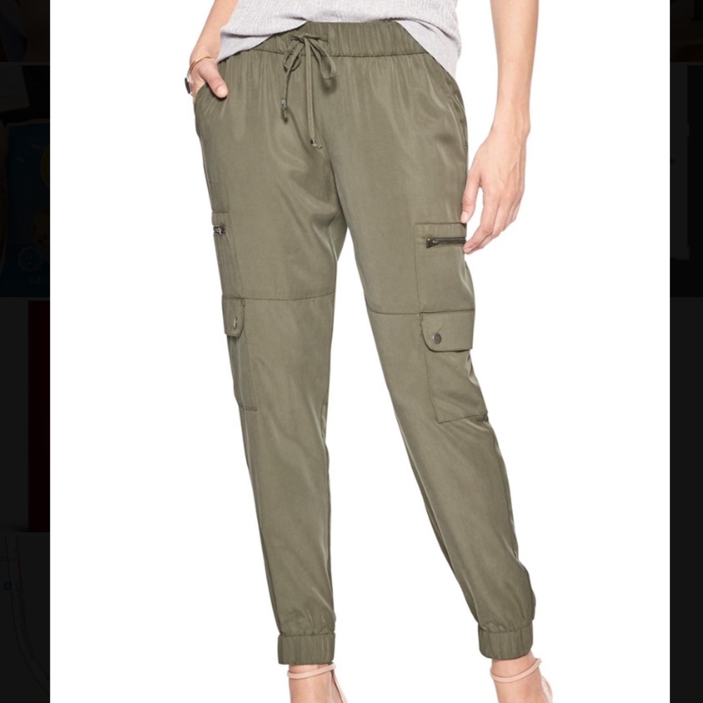 Banana Republic Cargo Pant